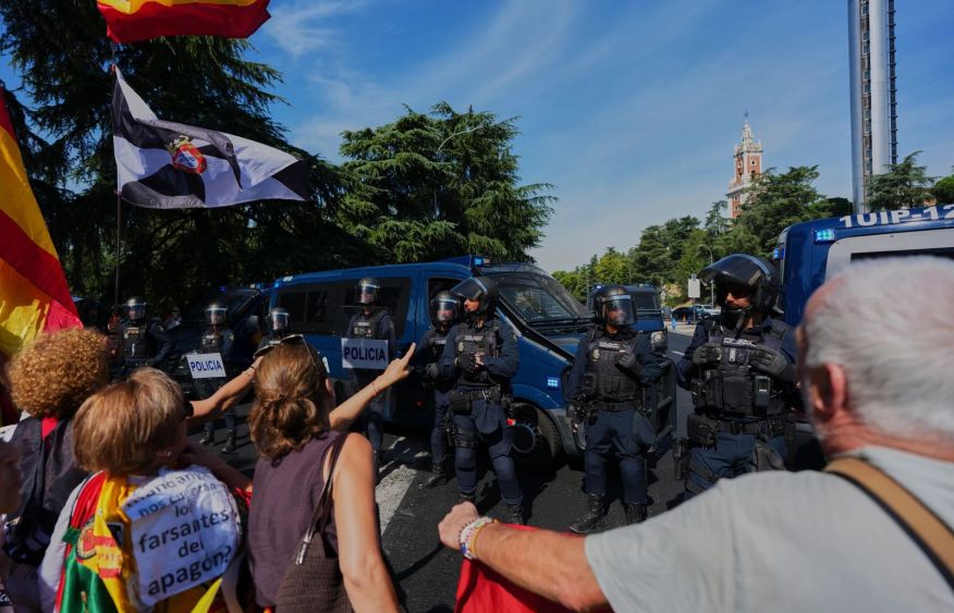Thousands march in Madrid over Ceuta migration crisis