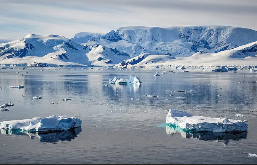 Greenland, Antarctica lose 11.3 trillion tonnes of ice since 1979