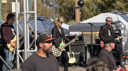 Green Day's Billie Joe Armstrong returns home for special Coverups show [PHOTOS]