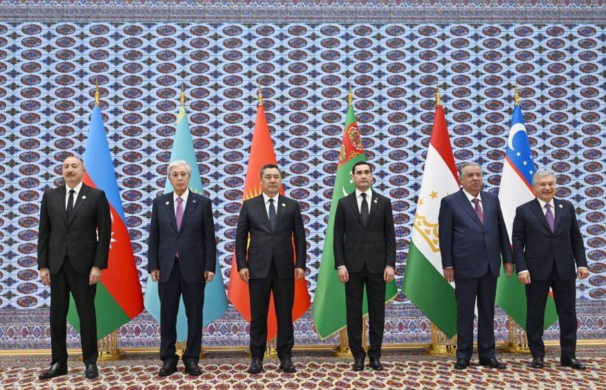 Azerbaijan turns Caspian into gateway to Central Asia