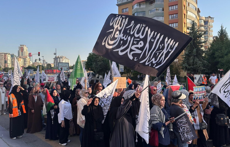 Hizb ut-Tahrir links emerge after hijab protest outside Azerbaijan’s embassy in Ankara