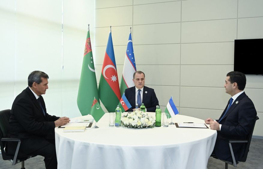 Azerbaijan, Uzbekistan and Turkmenistan discuss expanding transport links