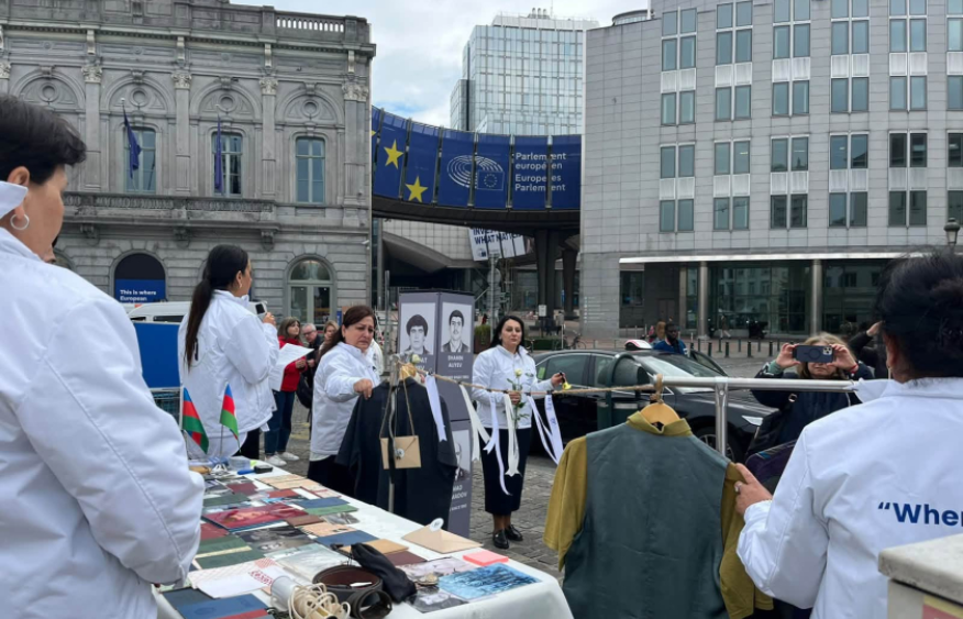 Families of missing Azerbaijanis stage protest outside European Parliament in Brussels [PHOTOS]