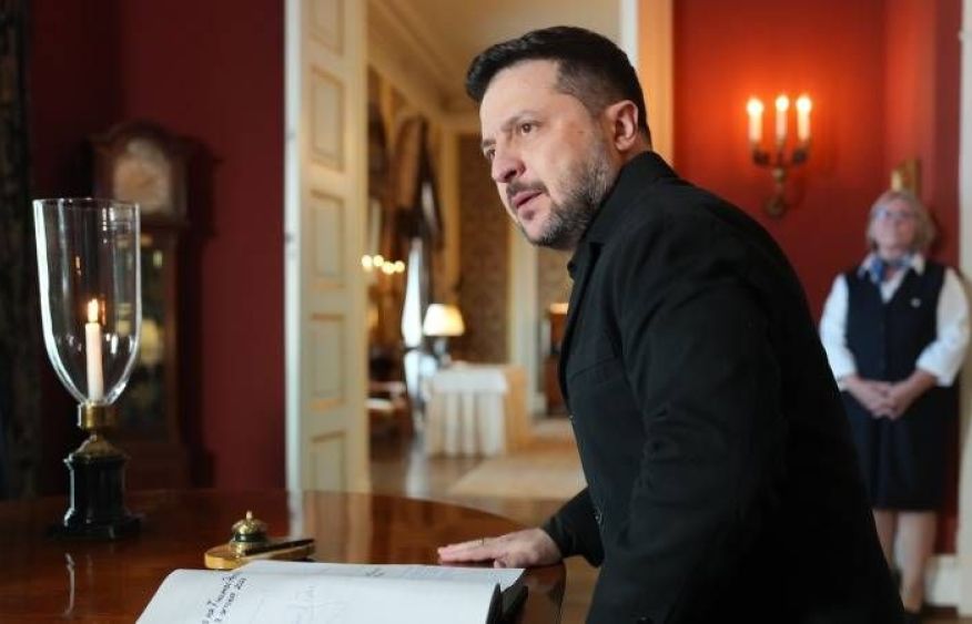Zelensky claims Russia bombed Kyiv with cluster warheads
