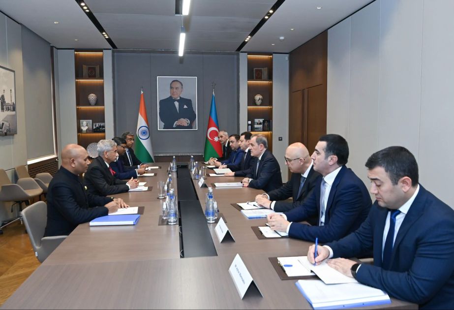 Azerbaijan, India discuss expanding bilateral cooperation