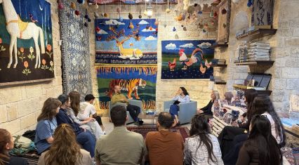 Artist Farid Rasulov meets art lovers at Azerkhalcha exhibition hall [FOTOS]