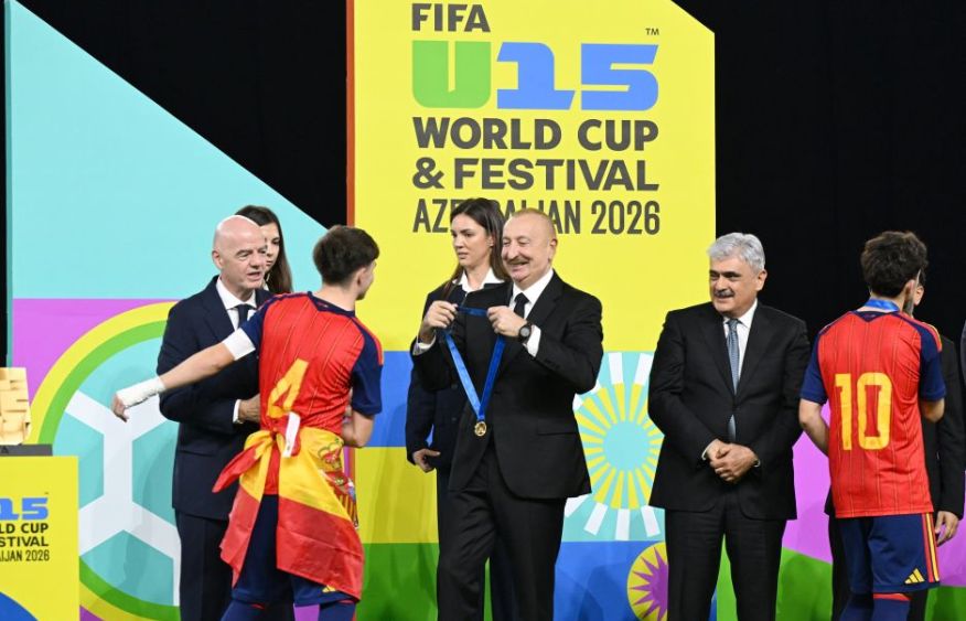 President Ilham Aliyev watched FIFA U-15 World Cup and Festival final and attended award ceremony [PHOTOS]