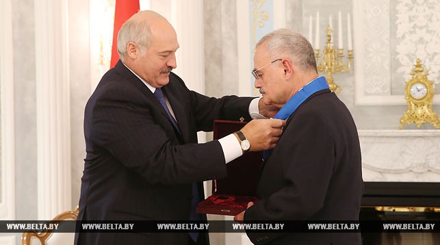 Azerbaijani PM awarded in Belarus