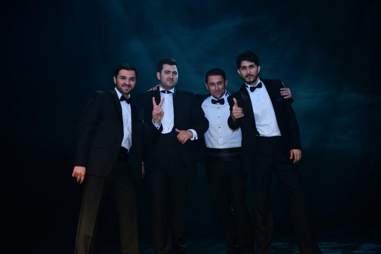 Meet unusual quartet  "A Divo"