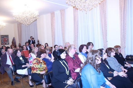 Amsterdam hosts event on Azerbaijani literature