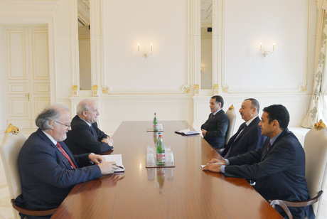President Aliyev meets France’s ex-minister