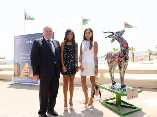 First Lady attends opening of Days of Azerbijani Culture in Cannes
