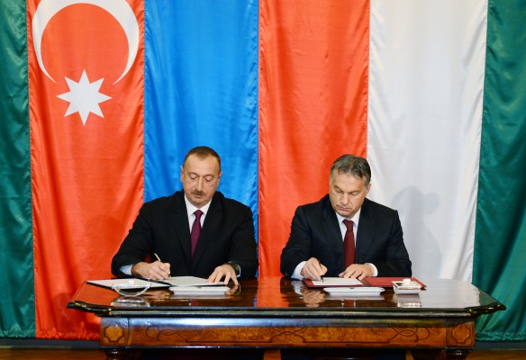 Azerbaijan-Hungary sign several documents