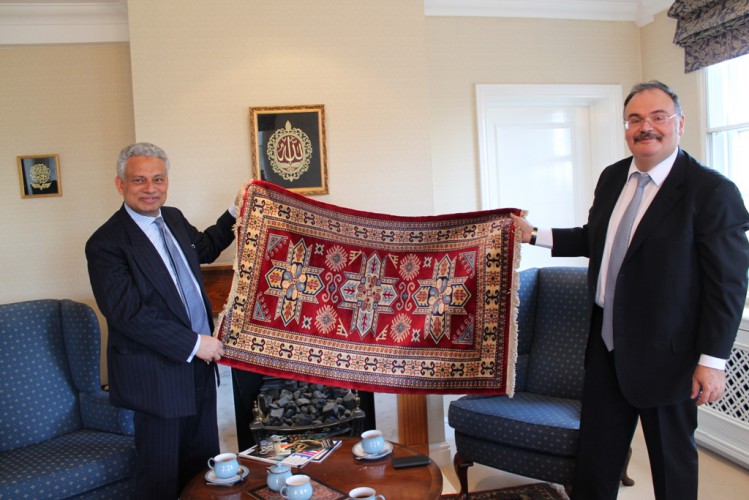 Azerbaijani envoy visits Oxford Centre for Islamic Studies