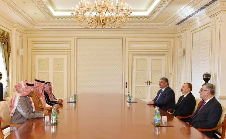 President Aliyev receives ISSF head