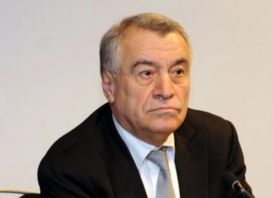 Azerbaijan`s Energy Minister meets French Ambassador