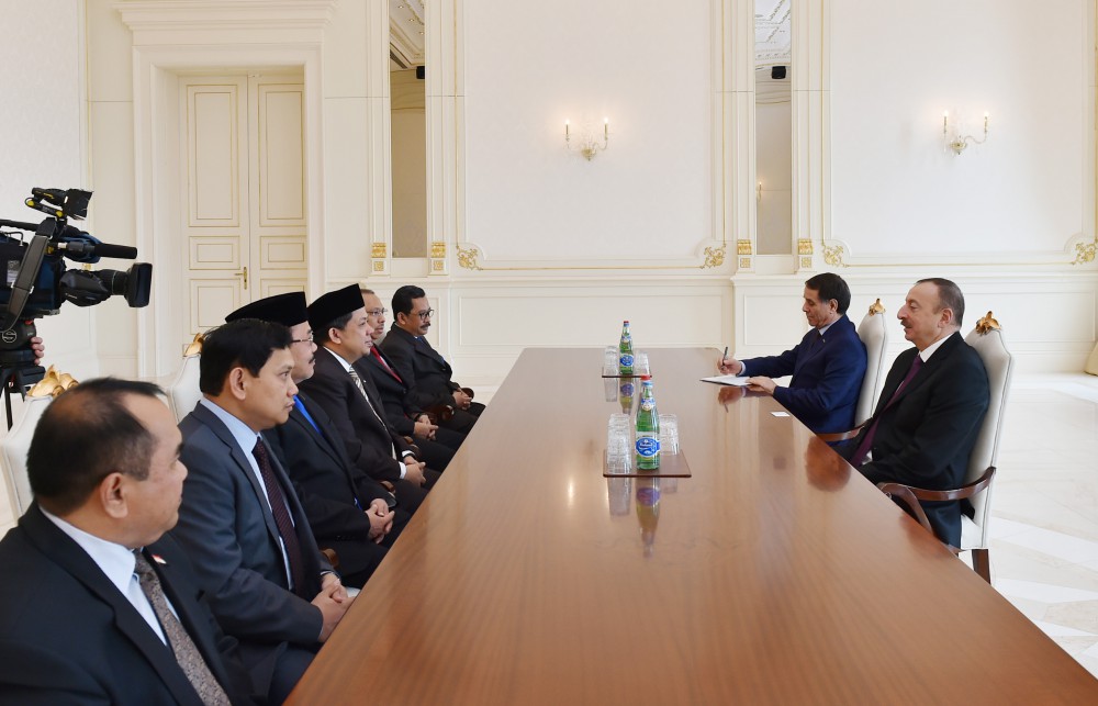 President says building stronger format of Azerbaijan- Indonesia cooperation important