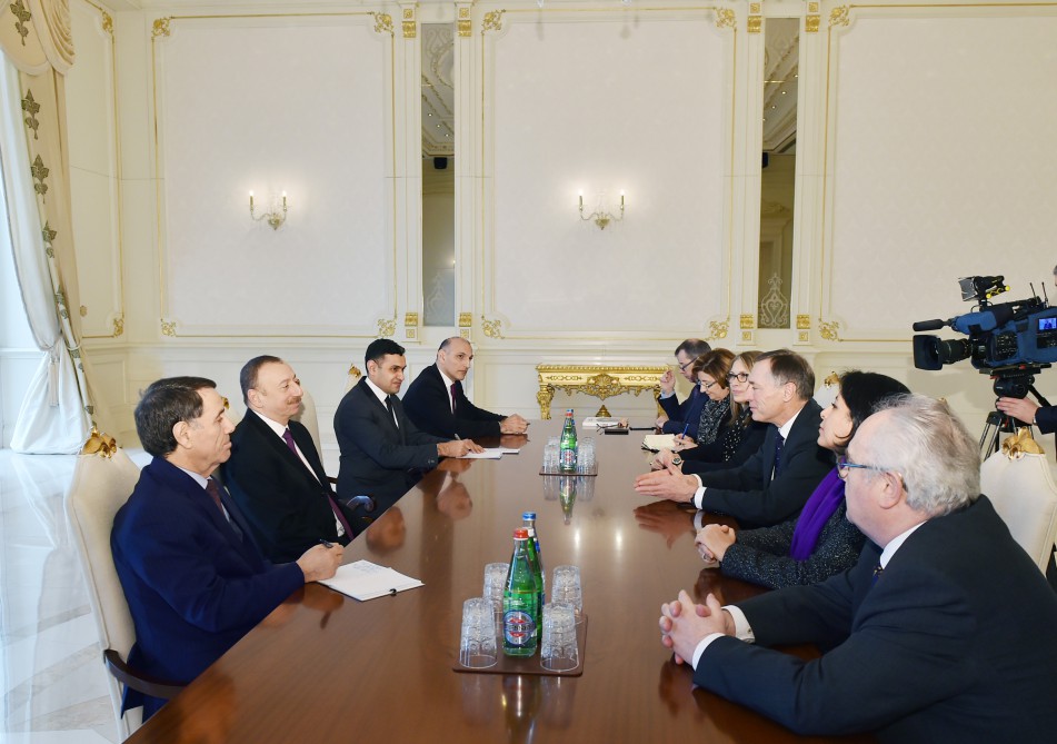 Azerbaijani-French relations in focus of talks in Baku