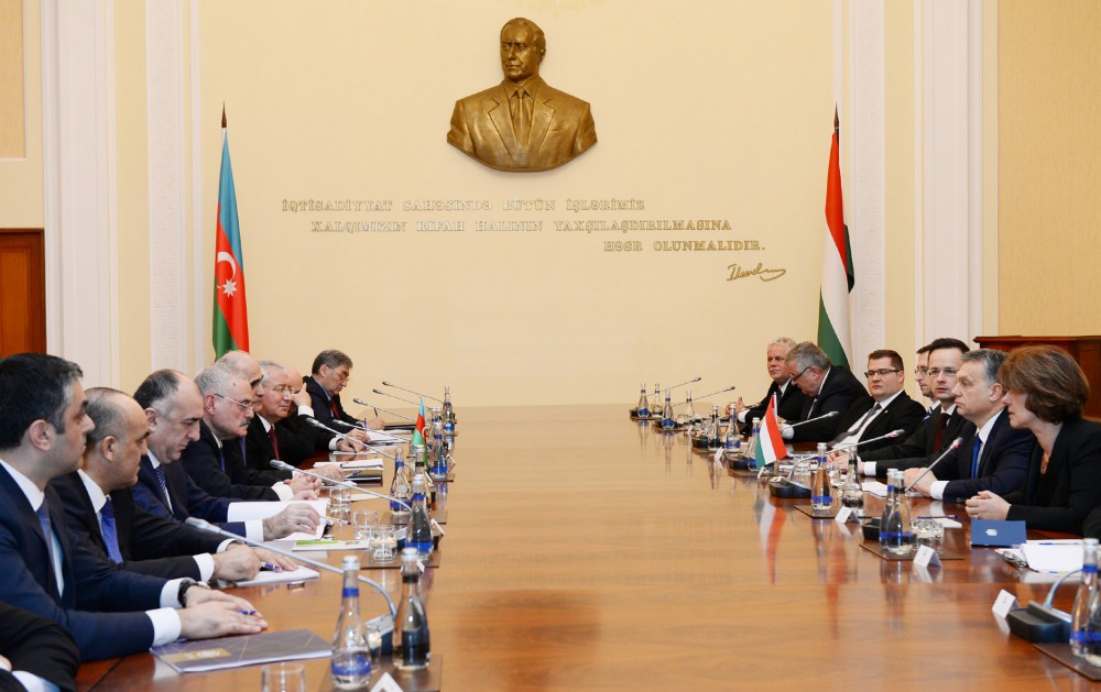 Azerbaijan, Hungary discuss cooperation prospects as prime ministers meet