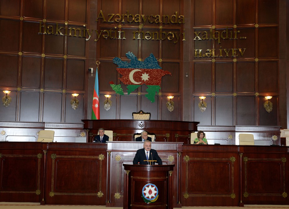 Parliament hears Cabinet of Ministers' report for 2015