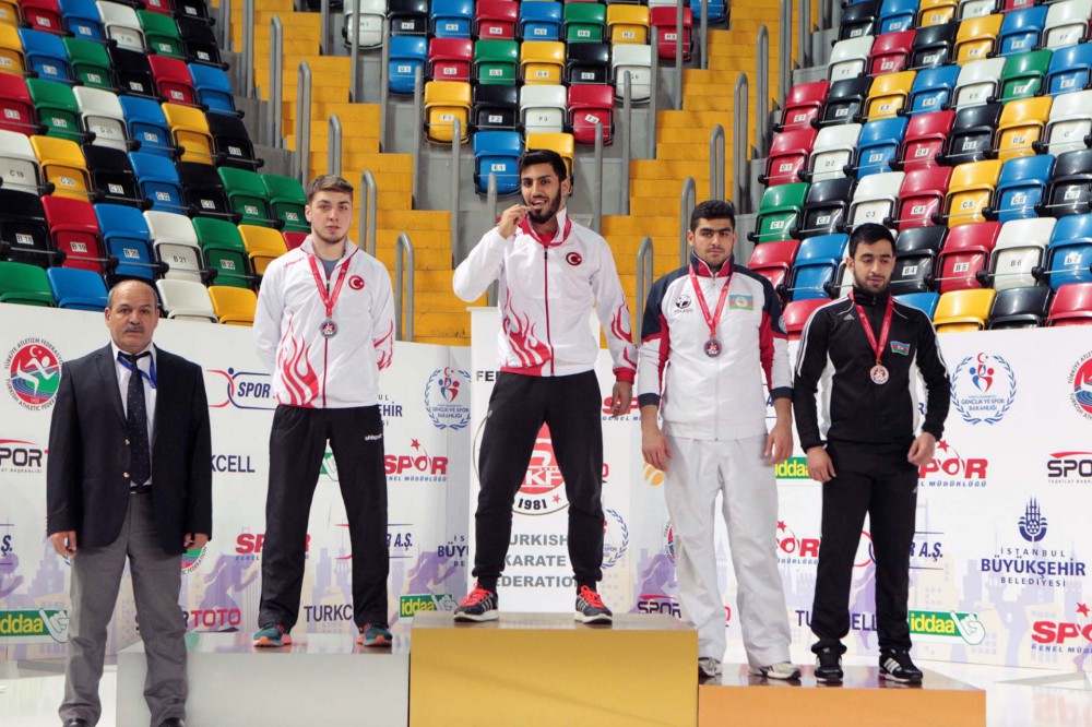 National karate fighters win 12 medals in Istanbul