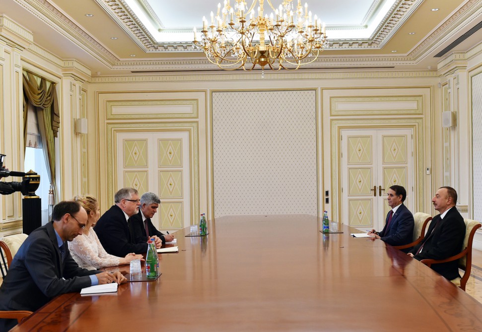 President Aliyev receives delegation led by EU Special Representative for S.Caucasus