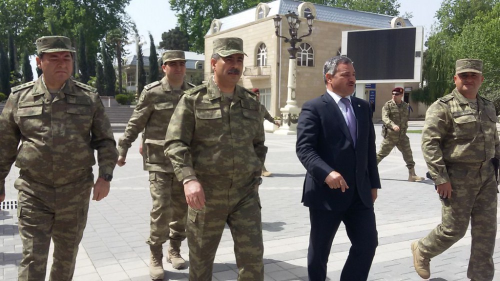Defense Minister visits frontline regions