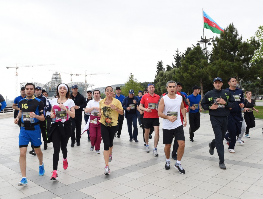 Heydar Aliyev Foundation VP participates in Baku Marathon 2016