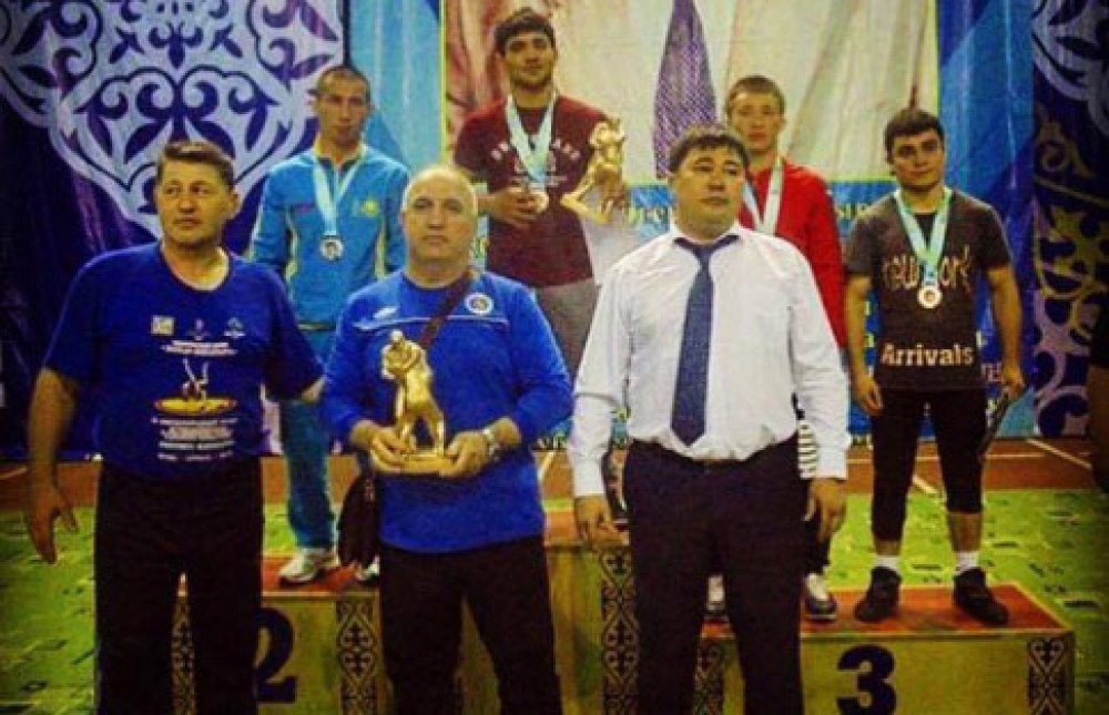 Azerbaijani Greco-Roman wrestlers back with 2 medals from Kazakhstan