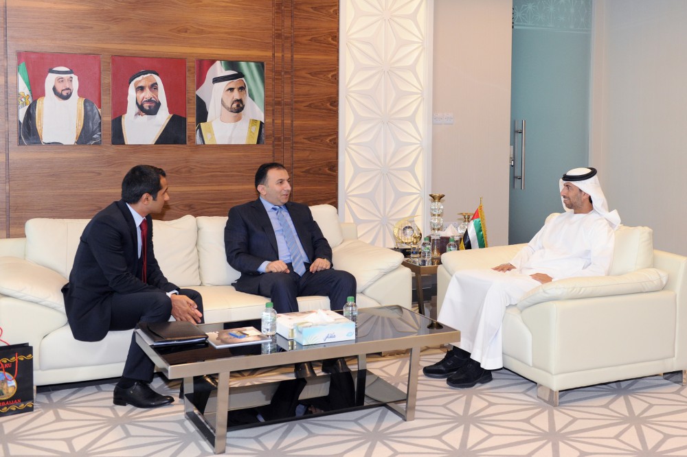 UAE seeks deepening ties with Azerbaijan in energy field