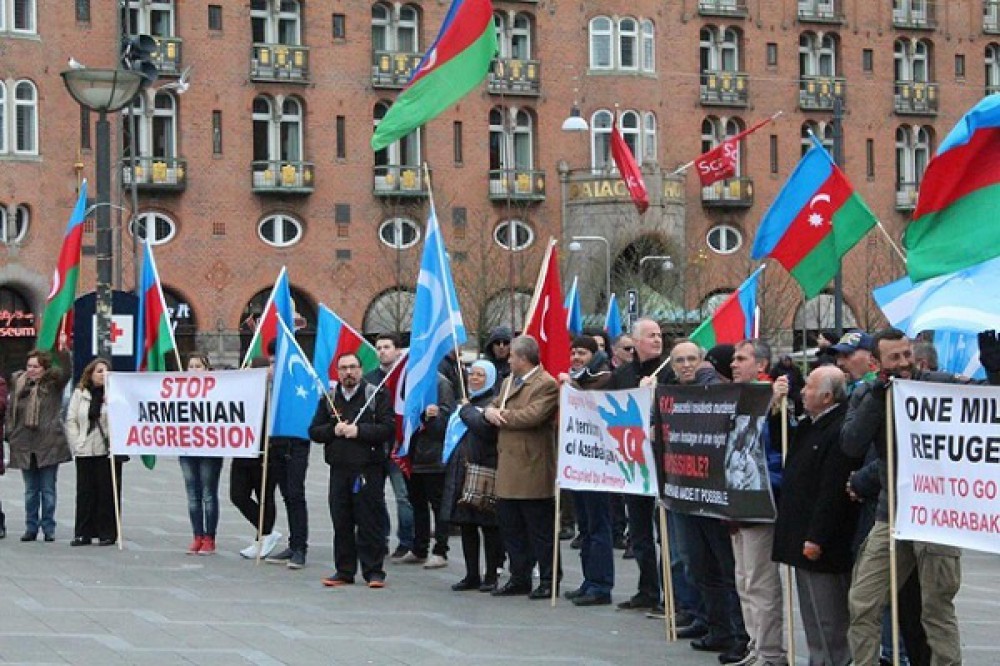 Rally to support Azerbaijani army held in Copenhagen