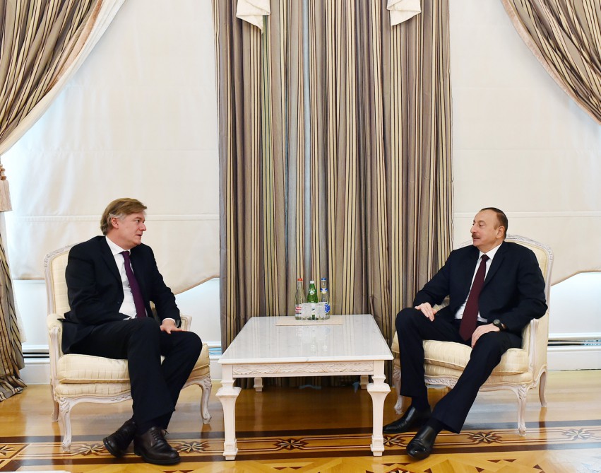 President Aliyev receives Secretary-General of European People's Party