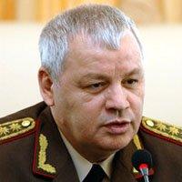 Azeri defense chief reviews combat readiness on frontline