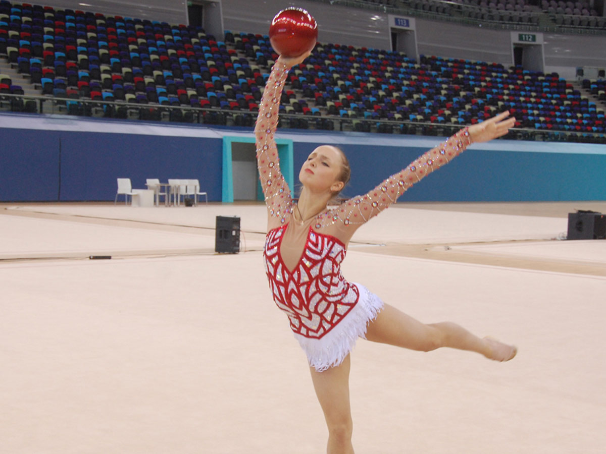 Gymnasts pass testing exercises in Baku