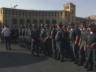 Armenian protesters try to defend their  rights