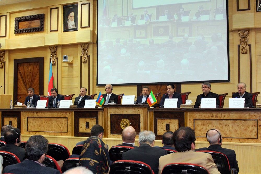 Azerbaijani, Iranian businessmen meet in Tehran