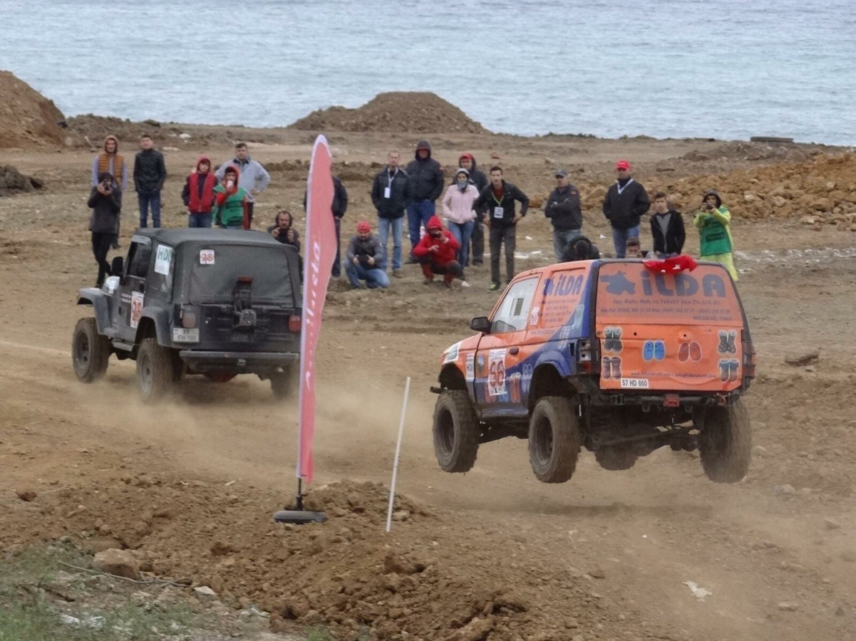 Azerbaijani racers successful in Black Sea cup Offroad