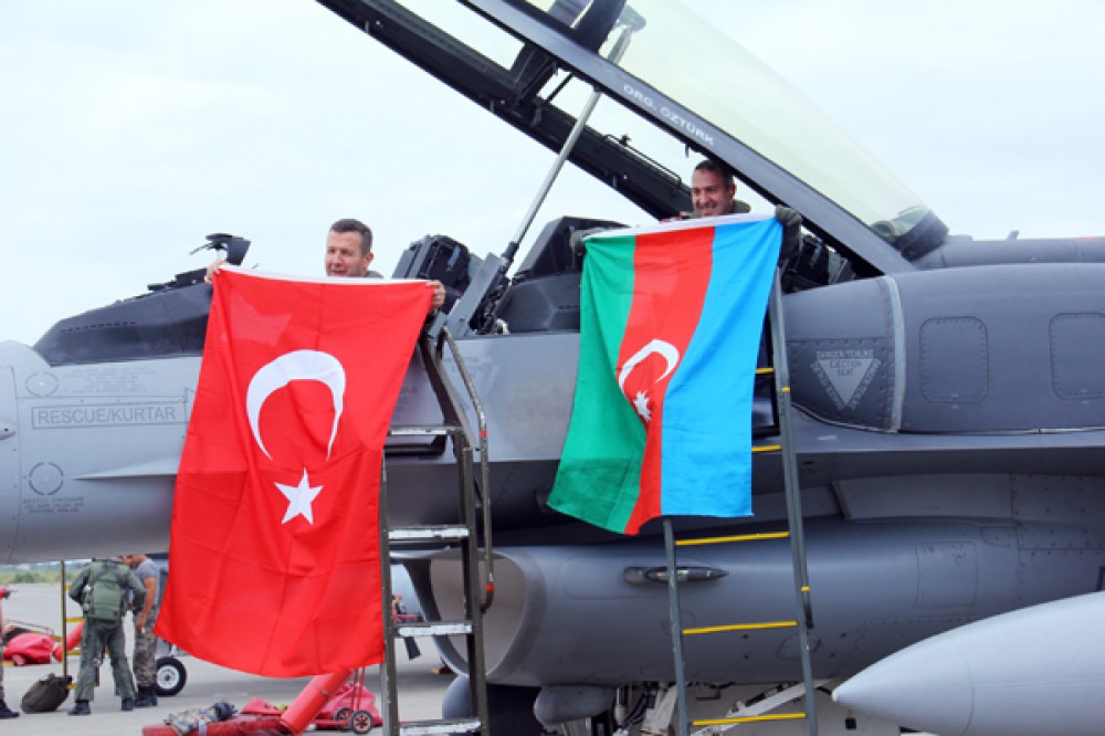 Turkish Air Force group in Baku to join TurAz Falcon 2015 exercises