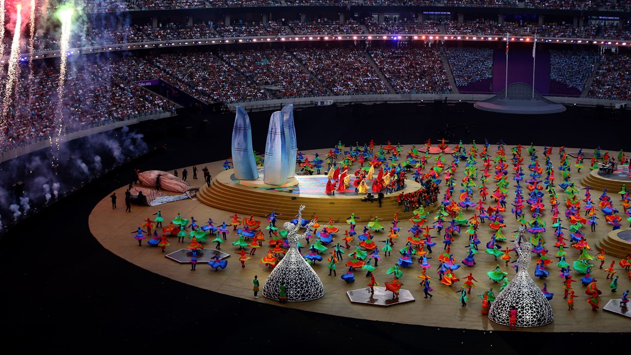 Baku 2015 ends with spectacular show