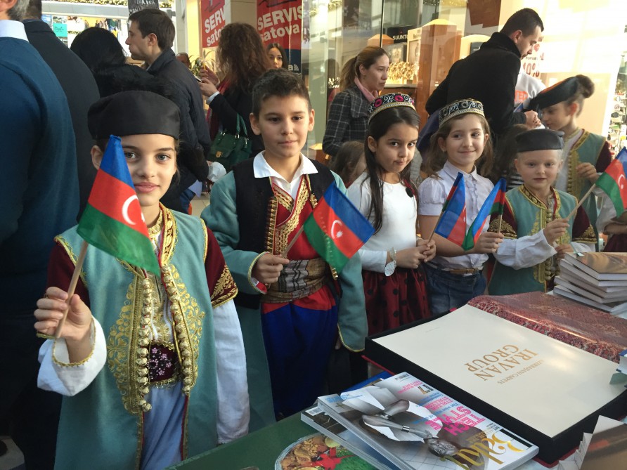 Azerbaijan joins charity Christmas Bazaar in Montenegro