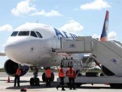 Azerbaijan warns will down Armenian flights if Karabakh separatists reopen airport