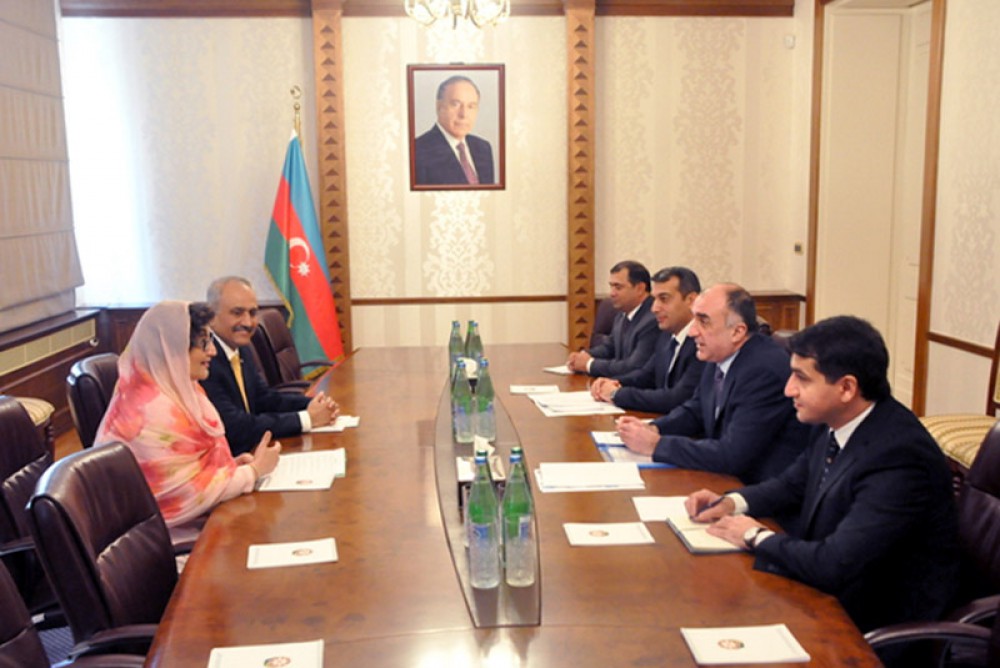 Azerbaijan, Pakistan mull economic-trade relations
