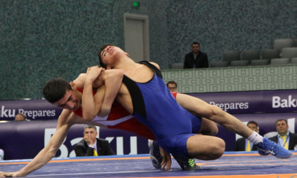 National wrestlers win two medals in Dagestan
