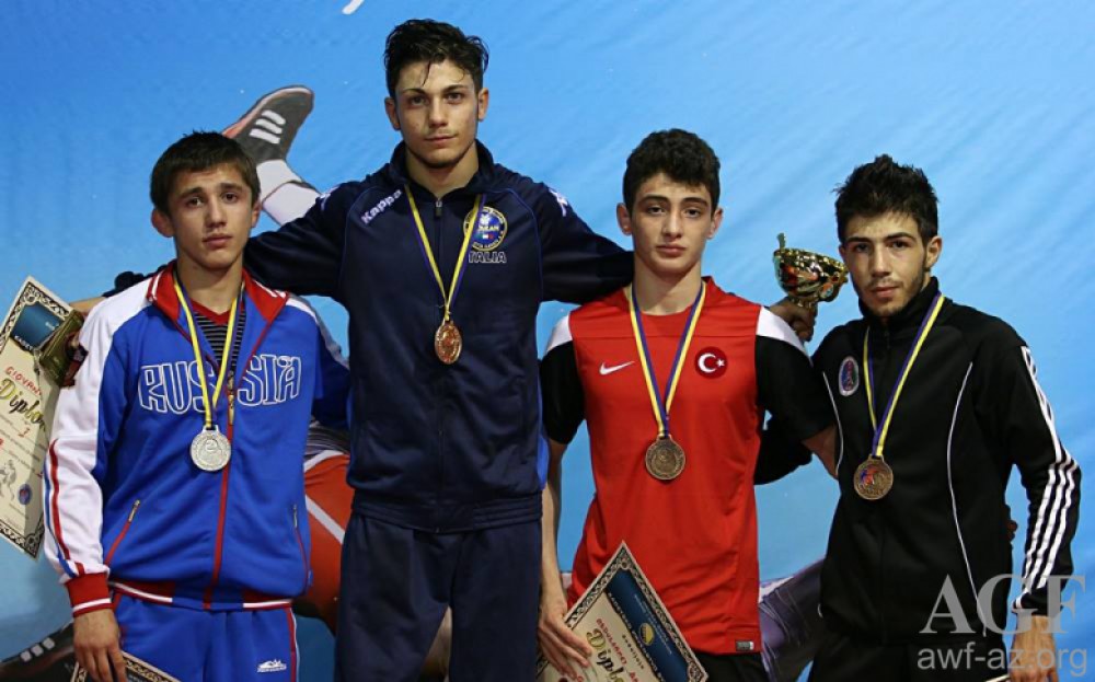 Azerbaijani wrestler wins bronze in Sarajevo