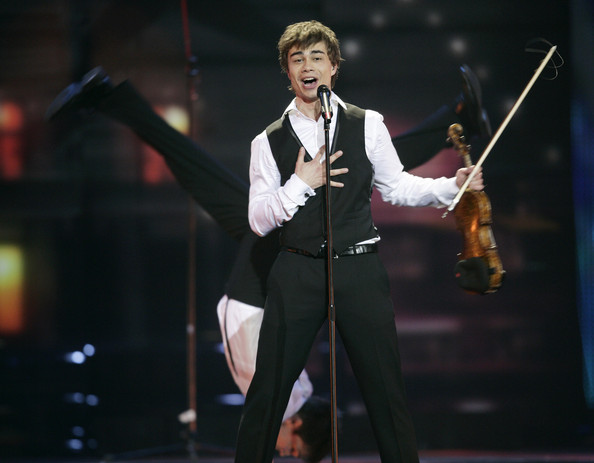 Alexander Rybak to present fairytale show in Baku