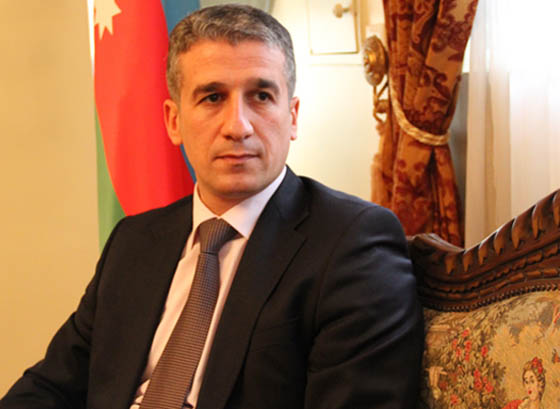 Baku invites Iranians to invest in Azerbaijan