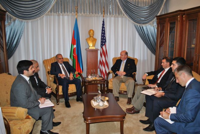 Azerbaijan, U.S. mull military issues