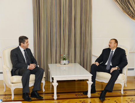 Aliyev receives former Bulgarian president