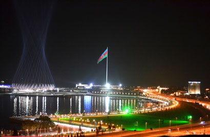 Baku to host investment summit in 2014