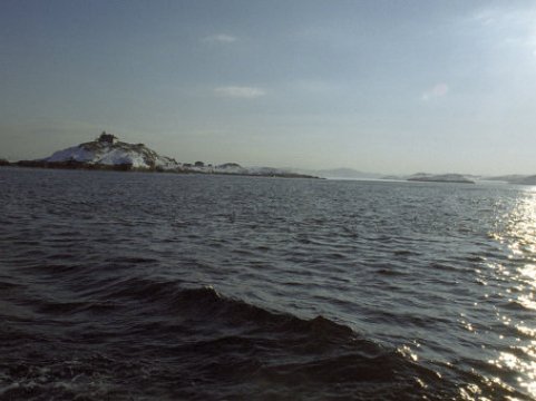 Russia to salvage sunken nuclear subs – media